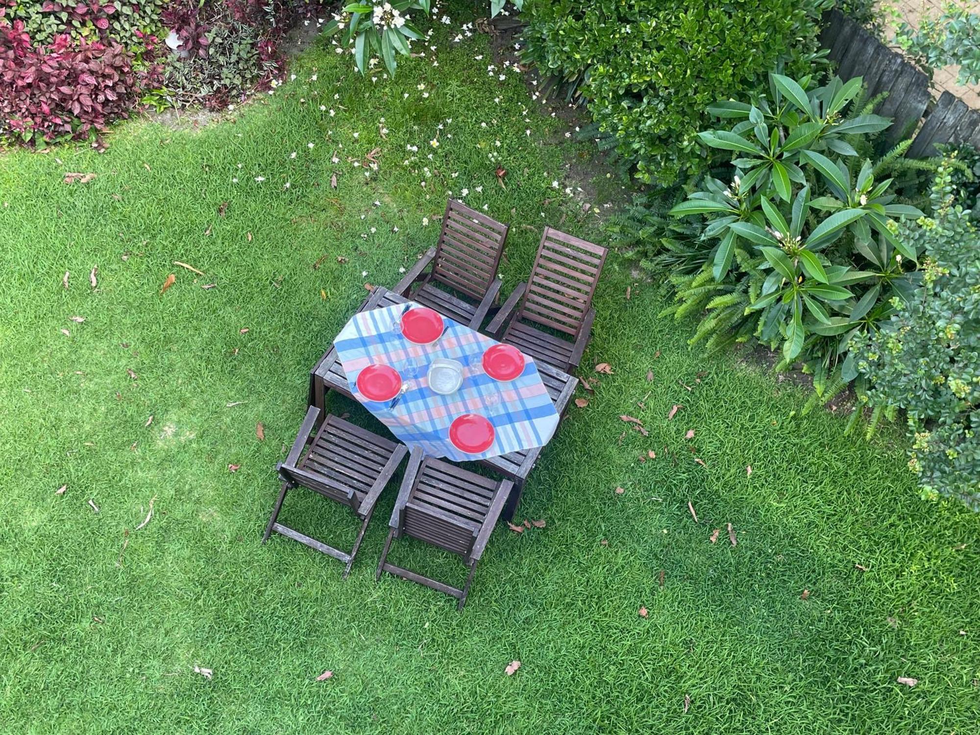 Stylish, Sunny & Spacious 2 Bedroom Apartment, Mosman 시드니 외부 사진